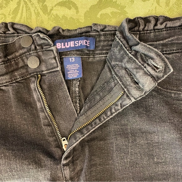 Blue Spice stretch denim shorts size 13.  Gathered waistband detail, rolled hem. - Picture 7 of 8